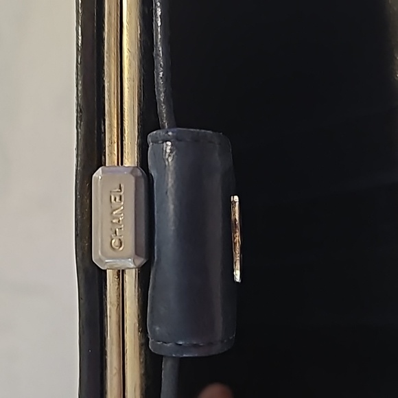 Authentic Chanel Quilted Wallet - Picture 14 of 15